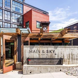 Main & Sky